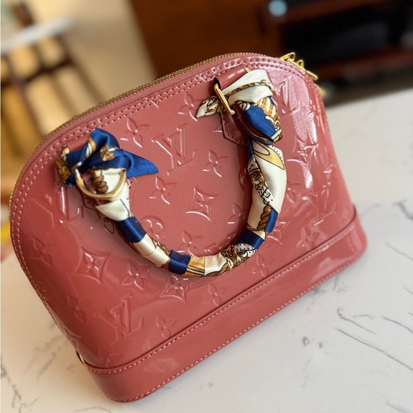Louis Vuitton ALMA BB in Rose Velours with Gold-Tone Hardware - Picture 1 of 12